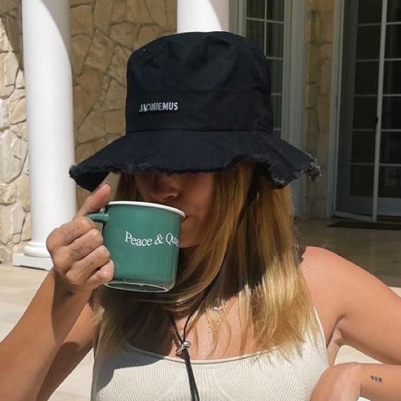 Jacquemus Le Bob Artichaut Bucket Hat 